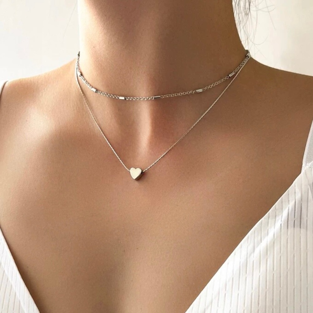 brand new heart necklace gold tone